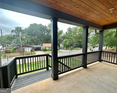 192 Claire Drive Se - Photo Thumbnail 2