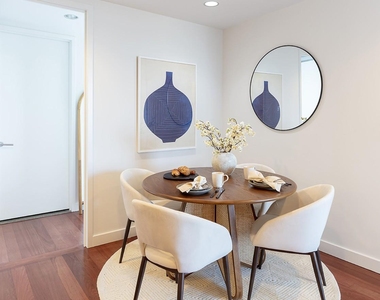 West 67th Street - Photo Thumbnail 4
