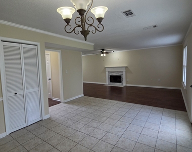31 Springfield Court - Photo Thumbnail 25