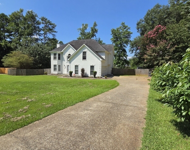 31 Springfield Court - Photo Thumbnail 2