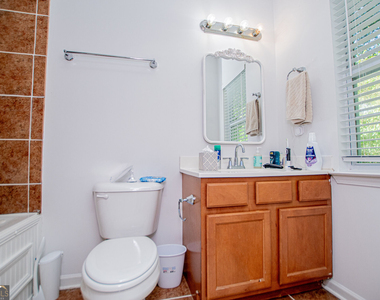 145 Bowen Street - Photo Thumbnail 9