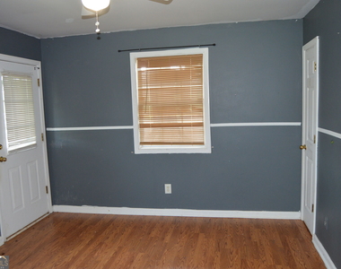 2200 Price Road - Photo Thumbnail 2