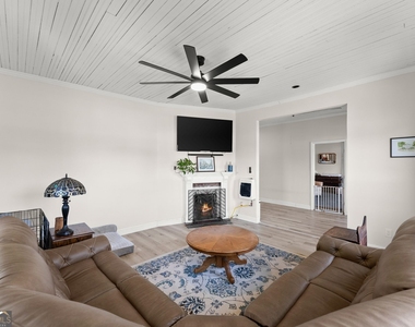 2158 N Broad Street - Photo Thumbnail 11