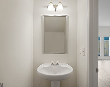 541 Magnolia Circle - Photo Thumbnail 25