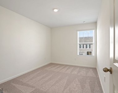 541 Magnolia Circle - Photo Thumbnail 23