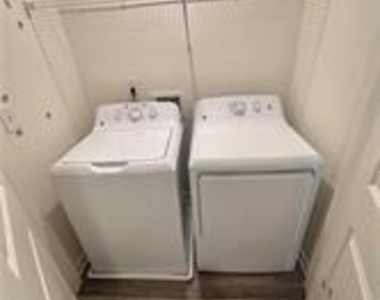 541 Magnolia Circle - Photo Thumbnail 14