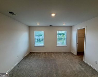 257 Kenoot Drive - Photo Thumbnail 13