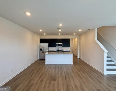 257 Kenoot Drive - Photo Thumbnail 4