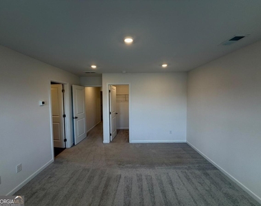 257 Kenoot Drive - Photo Thumbnail 16