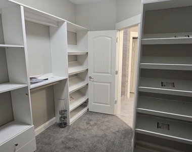 5715 Southcrest Lane - Photo Thumbnail 15