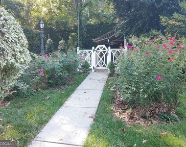 76 Laurel Forest Circle Ne - Photo Thumbnail 23