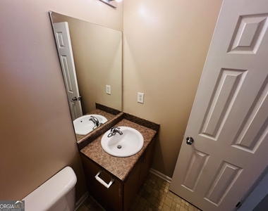 340 Dressage Court - Photo Thumbnail 20