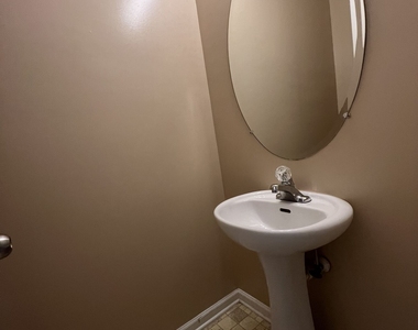 340 Dressage Court - Photo Thumbnail 7