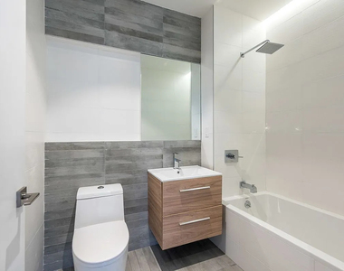 228 Kingsland Avenue - Photo Thumbnail 6