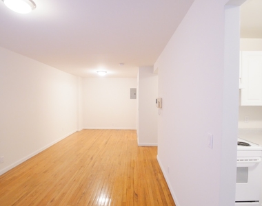 225 East 85th Street - Photo Thumbnail 3