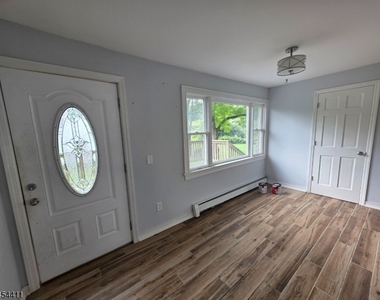 693 Townsbury Rd - Photo Thumbnail 2