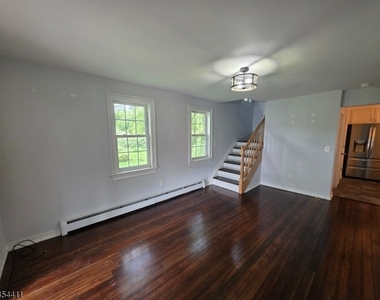 693 Townsbury Rd - Photo Thumbnail 5