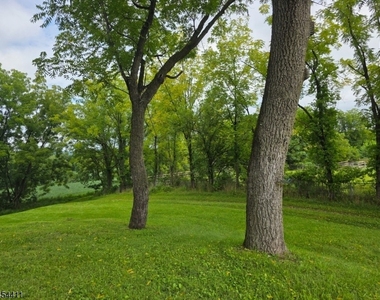 693 Townsbury Rd - Photo Thumbnail 18