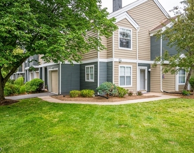 131 Bonney Ct - Photo Thumbnail 1