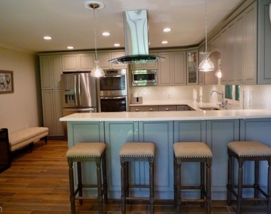 46 Oak Rd - Photo Thumbnail 5