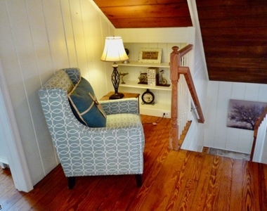 46 Oak Rd - Photo Thumbnail 17