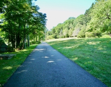 46 Oak Rd - Photo Thumbnail 25