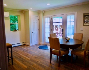 46 Oak Rd - Photo Thumbnail 3