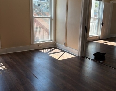 124 Spring St - Photo Thumbnail 16
