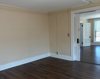 124 Spring St - Photo Thumbnail 11