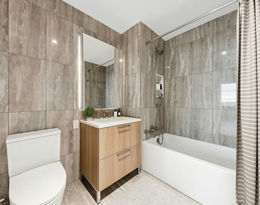 Beautiful huge apartment east harlem  - Photo Thumbnail 2