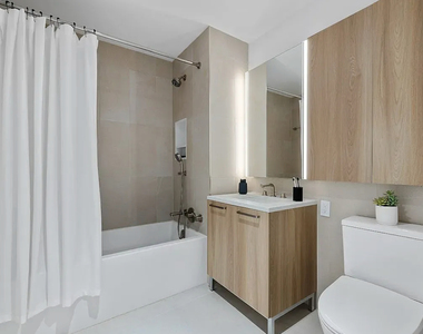 Beautiful huge apartment east harlem  - Photo Thumbnail 5
