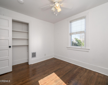 19 Mount Street - Photo Thumbnail 17