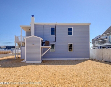 40 Bay Shore Drive - Photo Thumbnail 14