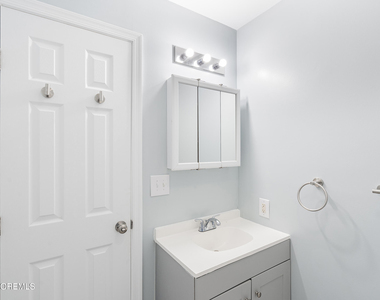 40 Bay Shore Drive - Photo Thumbnail 10