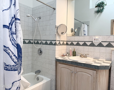 1711 Snyder Avenue - Photo Thumbnail 11