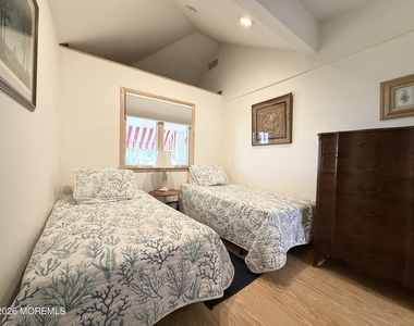 1711 Snyder Avenue - Photo Thumbnail 12