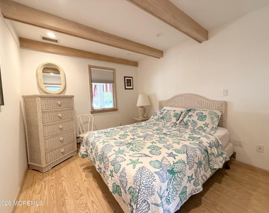 1711 Snyder Avenue - Photo Thumbnail 10