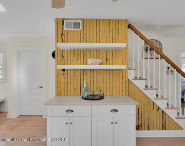 303 B Street - Photo Thumbnail 17
