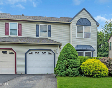 19 Longbrook Lane - Photo Thumbnail 2