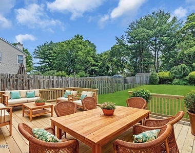 19 Longbrook Lane - Photo Thumbnail 43