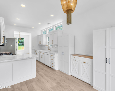 19 Longbrook Lane - Photo Thumbnail 8