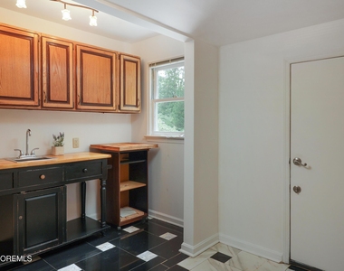 18 Seven Oaks Drive - Photo Thumbnail 14