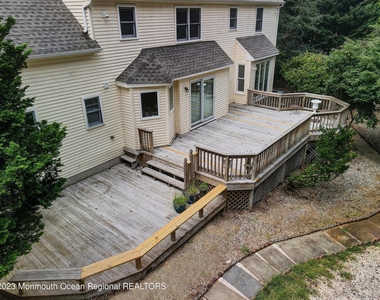 18 Seven Oaks Drive - Photo Thumbnail 5