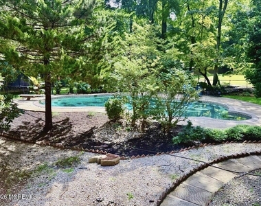 18 Seven Oaks Drive - Photo Thumbnail 32