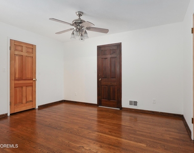 18 Seven Oaks Drive - Photo Thumbnail 26