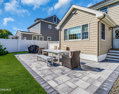 807 Prospect Avenue - Photo Thumbnail 1