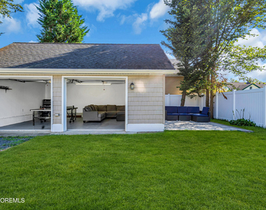 807 Prospect Avenue - Photo Thumbnail 4