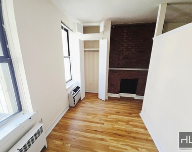 West 56 Street - Photo Thumbnail 1