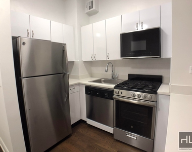 West 22 Street - Photo Thumbnail 1