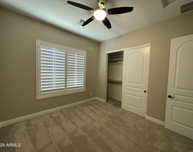 17388 N 101st Way - Photo Thumbnail 7
